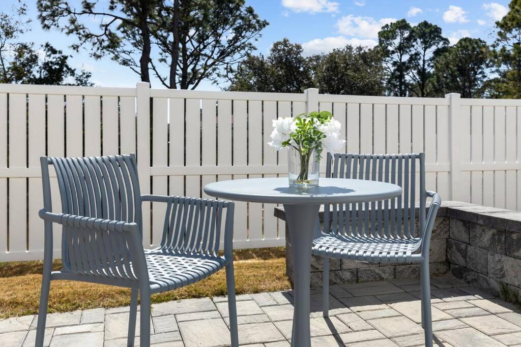 Вілла Beau Coast Getaway Beaufort Екстер'єр фото