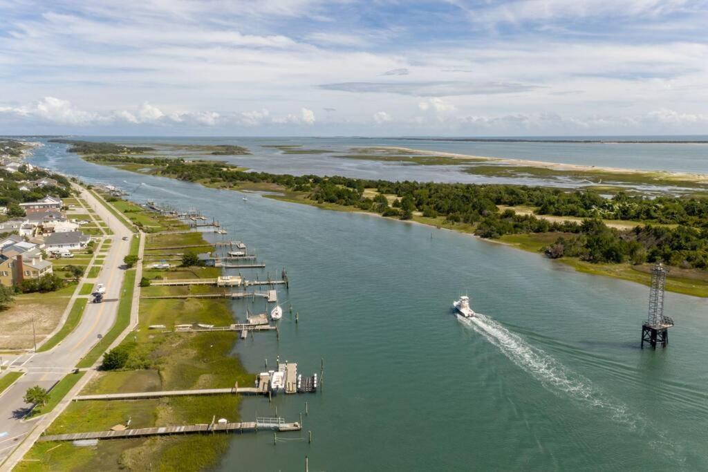 Вілла Beau Coast Getaway Beaufort Екстер'єр фото
