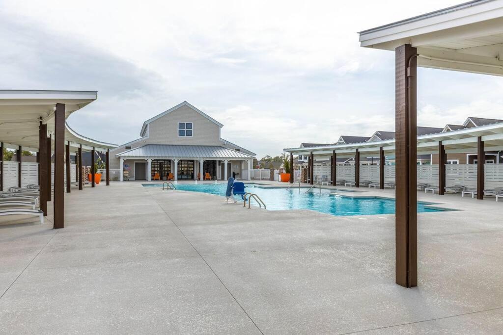 Вілла Beau Coast Getaway Beaufort Екстер'єр фото