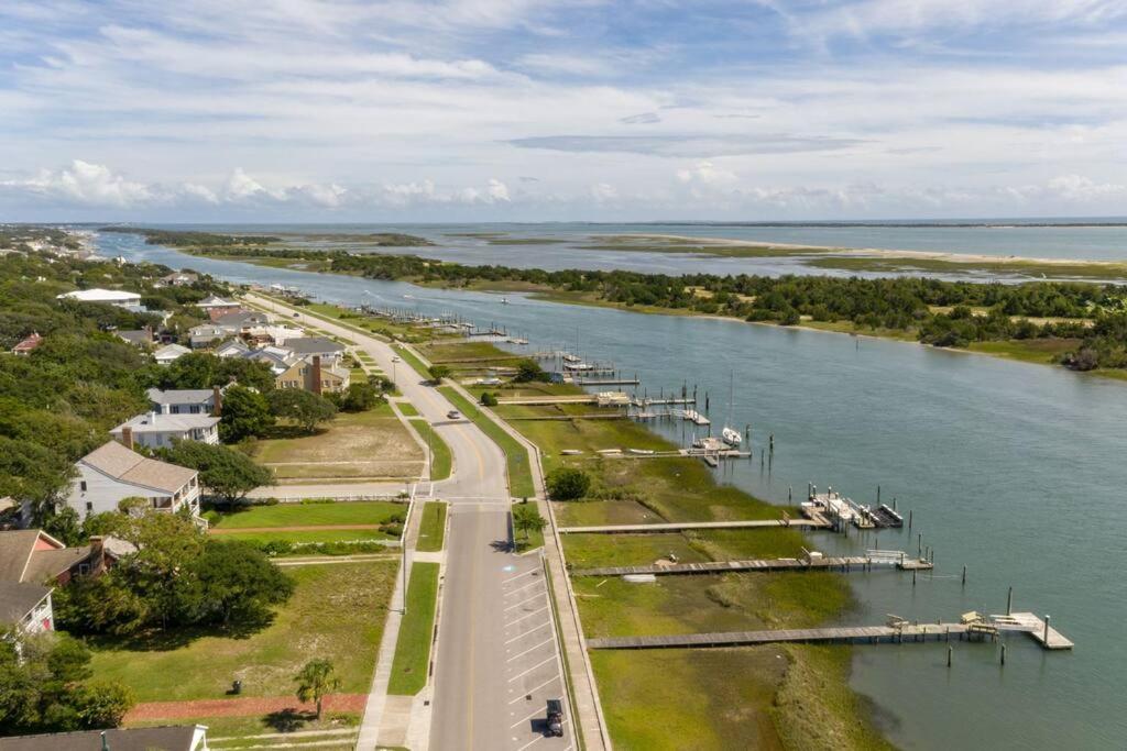 Вілла Beau Coast Getaway Beaufort Екстер'єр фото